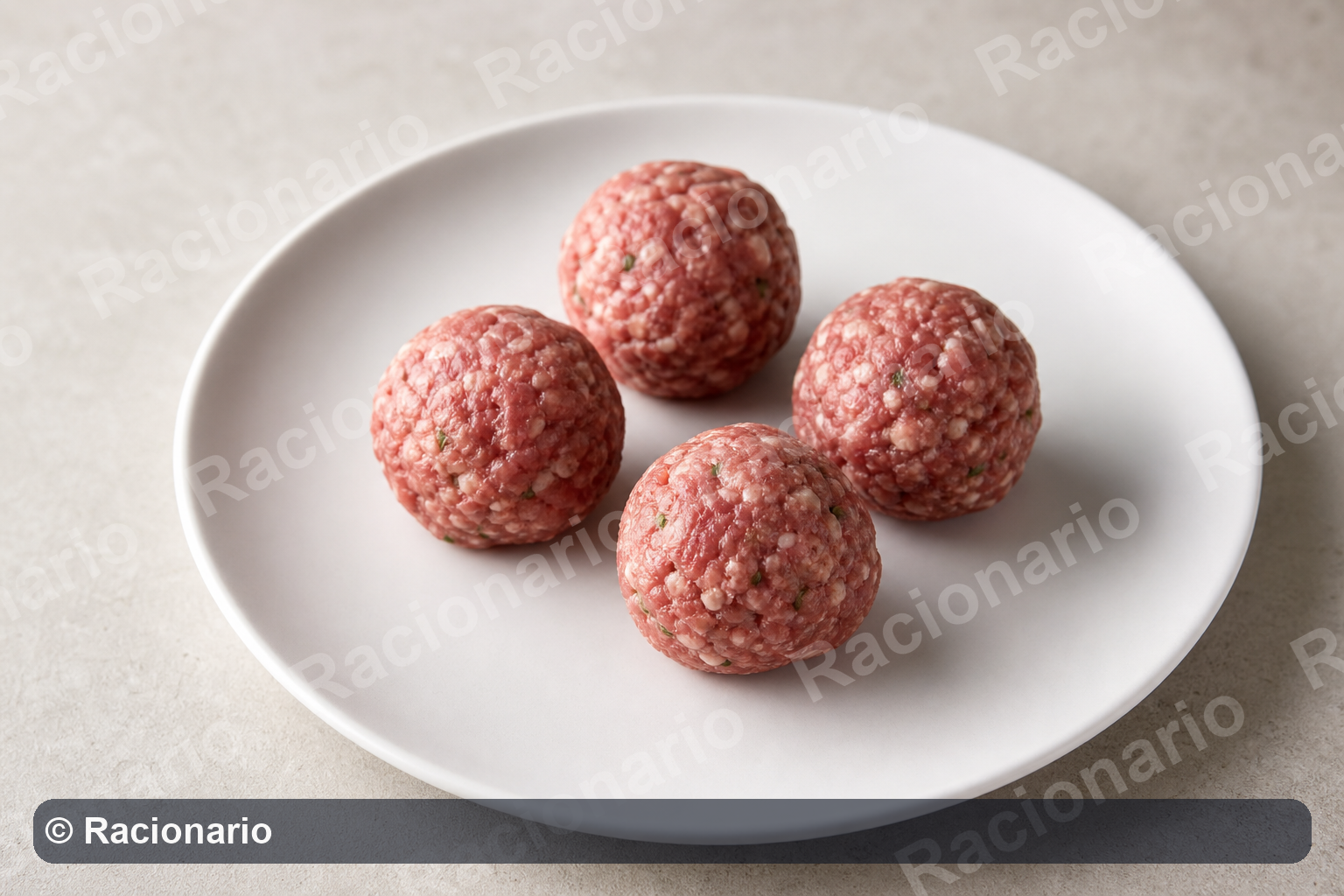 Ración de Albóndigas: Ración: cuatro unidades, 100 g