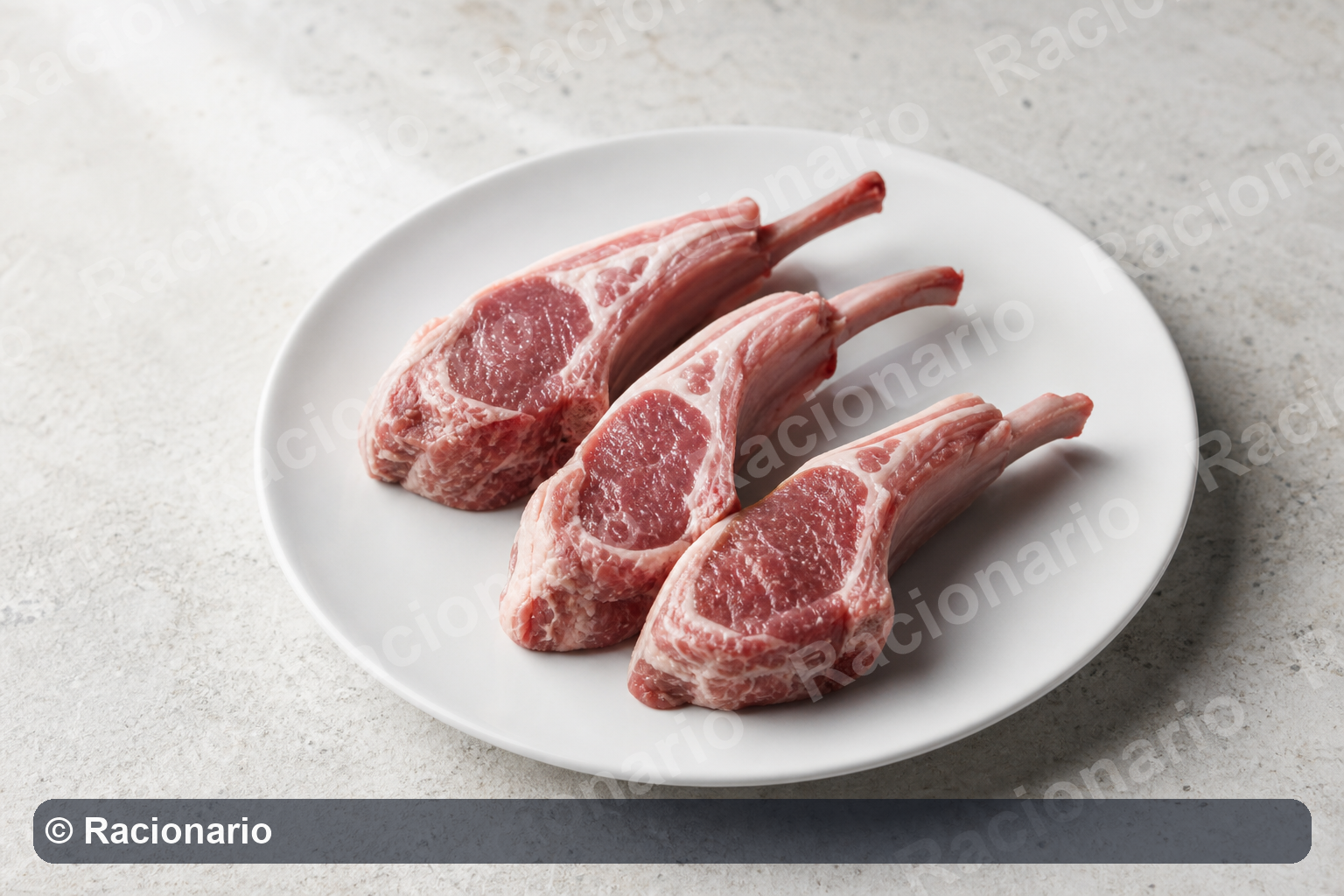 Ración de Chuletas de cordero: Ración: tres unidades, 200 g