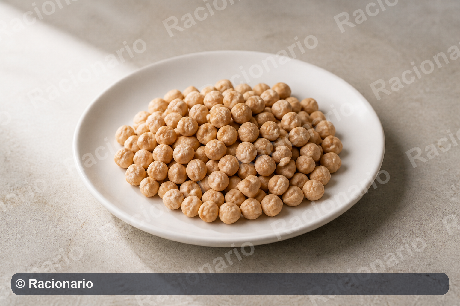 Ración de Garbanzos: Ración: media taza de café, 75 g