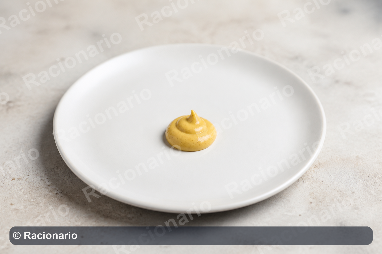 Ración de Mostaza: Cucharadita: 5-10 g