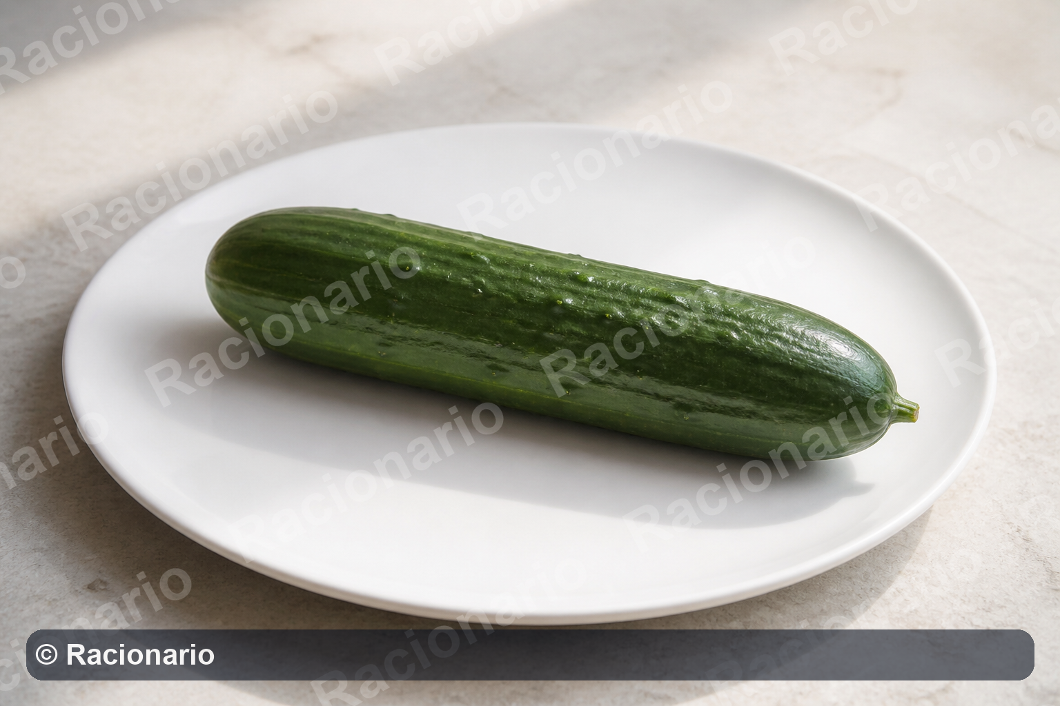 Ración de Pepino: Ración: una unidad, 200-250 g