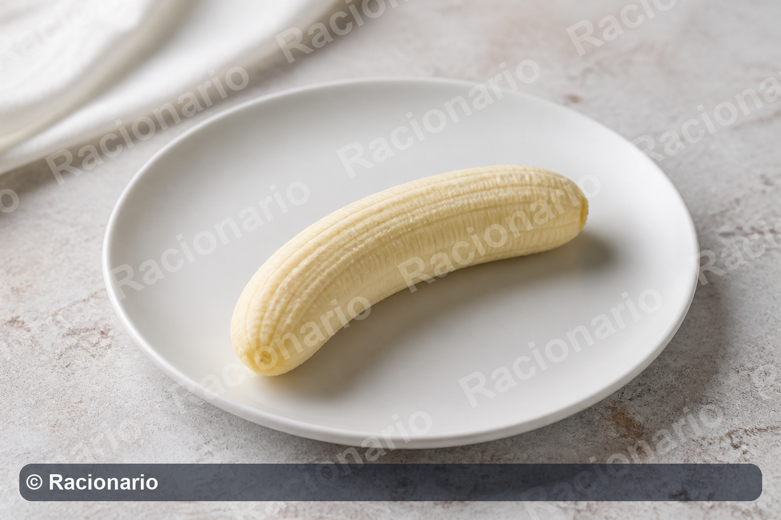 Ración de Plátano: Ración: una unidad en limpio, 100-150 g