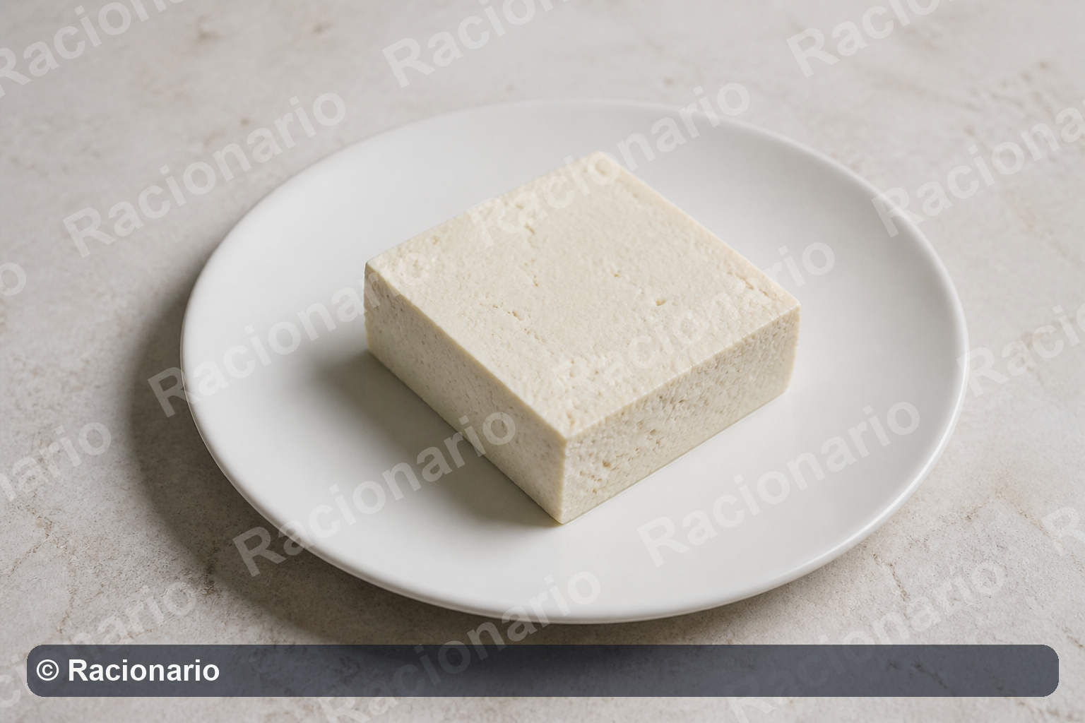 Ración de Tofu: Ración: corte de cuatro dedos de grosor, 100 g